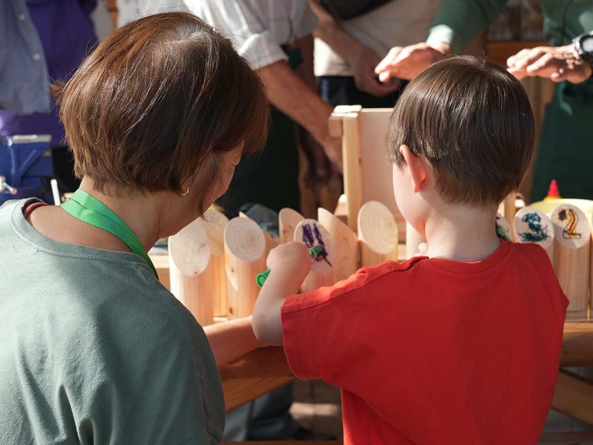 親子で楽しむ森の教室